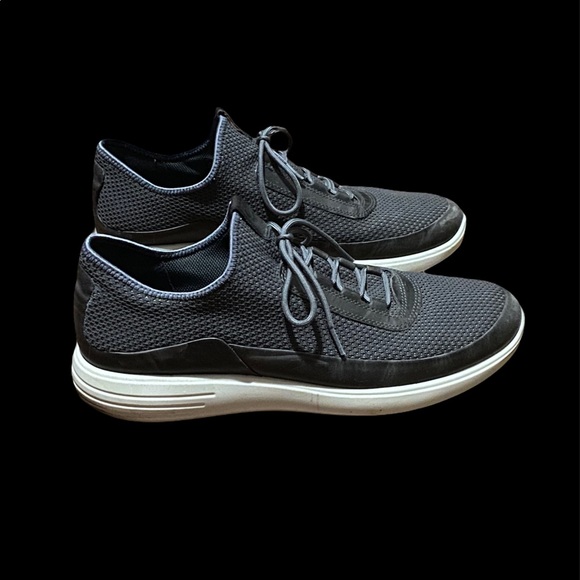 ecco mesh sneakers